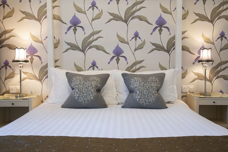 Hostal Rosemount Guest House