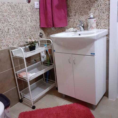 Apartman Lana, Jezero