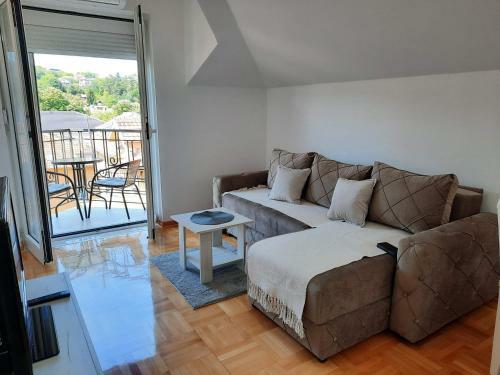 Oggy Apartment