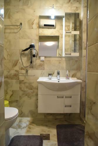 Hostal Ciri? Apartmani