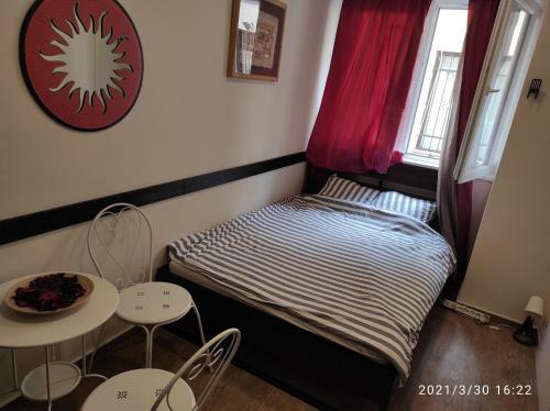 Retro Mini Apartment