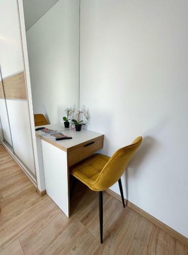 Park & Beach Area Apartment
