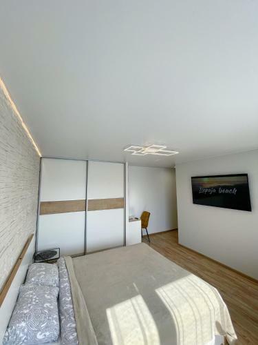 Park & Beach Area Apartment