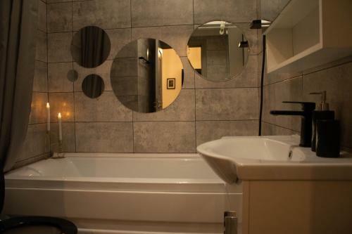 Dream Arena Apartment