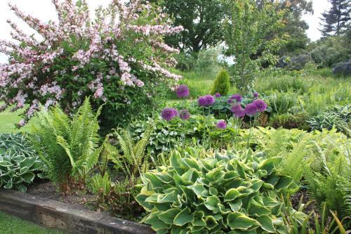 Drinkstone Park Bed And Breakfast