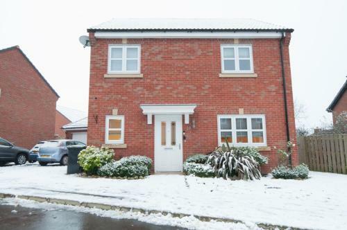 New And Luxurious, 4-bed House In The Peak District
