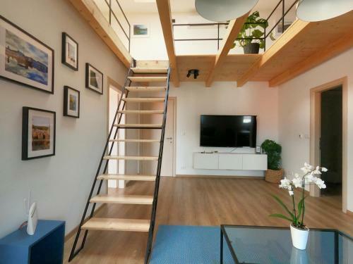 Gavan Apartment