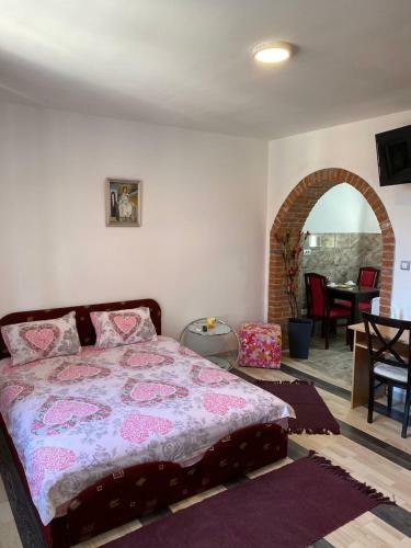 Apartmani Tri A