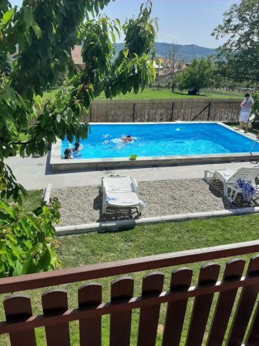 Villa Kuca Sa Bazenom Teja