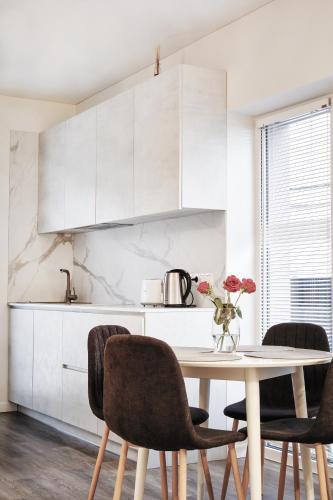 Owls Hill Apartment
