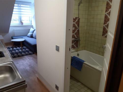 Apartamento Attic Rooms At Laisves Avenue
