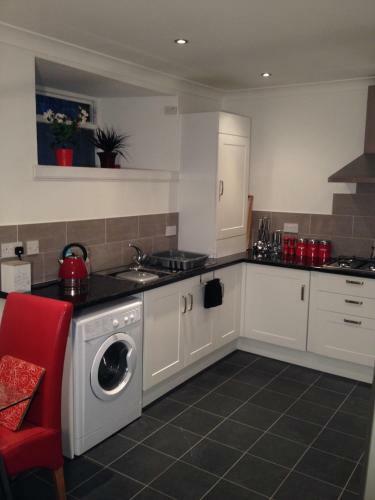 Queen Margaret Apartment