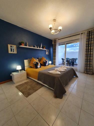 Tropical Apartment