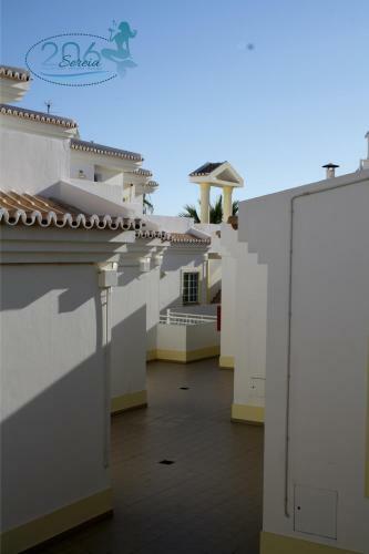 Apartamento Com Piscina Em Albufeira, Praia Da Oura