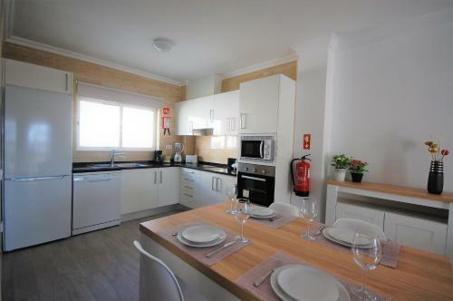 Apartment Margemsul - Pool - Beach - Free Wifi - Air Con