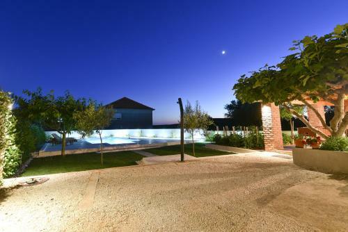 Villa Navita Augustinus With Pool