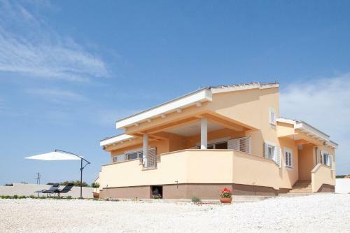 Villa Karmen