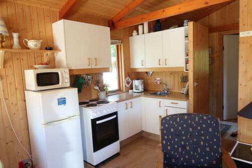 Cottage With Hot Tub In Beautiful Surroundings