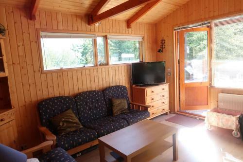 Cottage With Hot Tub In Beautiful Surroundings