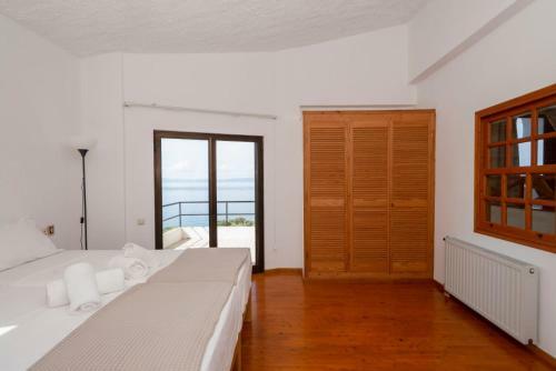 Orea Elena Seaview Villa