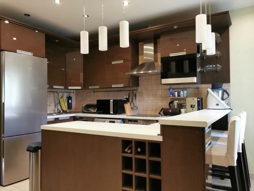 Apartamento D�zsa 64