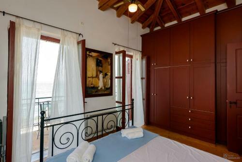 Beachfront Stone-built Luxury Fully Equipped Villa