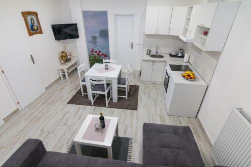 Apartment Bb