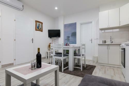 Apartment Bb