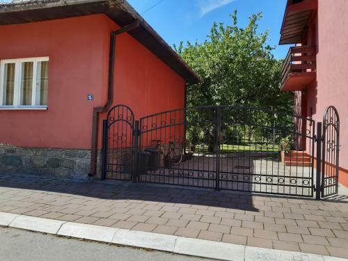 Lucky House