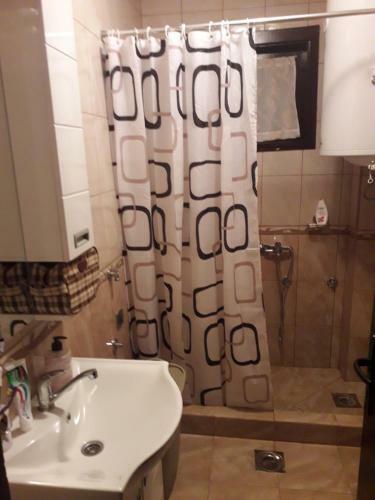Raki? Apartman