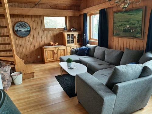 Bestefarhaugen - The Cozy House On The Hill