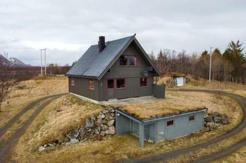 Bestefarhaugen - The Cozy House On The Hill