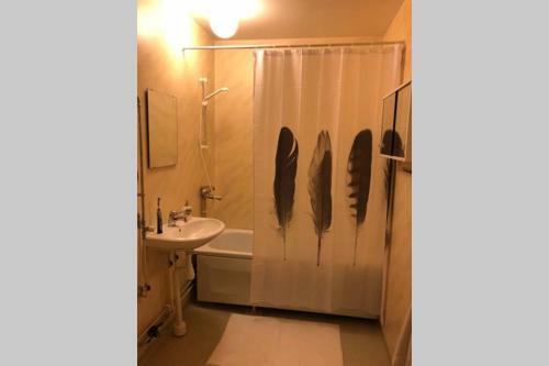 �by's Apartment With Sauna