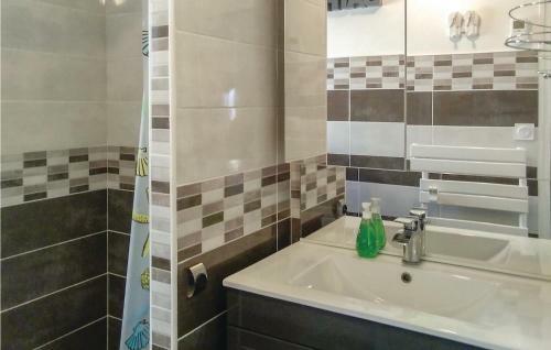 Amazing Home In Angles With Wifi And 3 Bedrooms