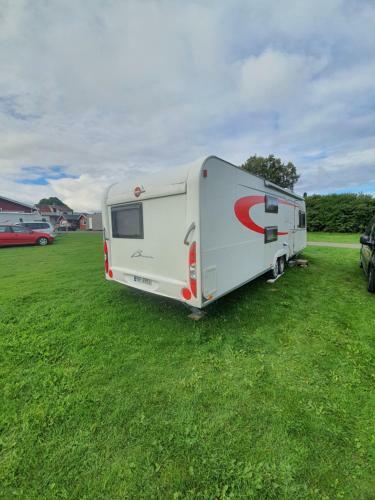 Camp Saltstraumen-elveg�rd