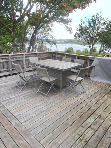 Camp Saltstraumen-elveg�rd