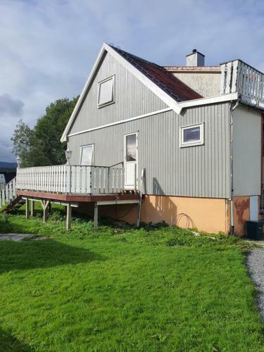 Camp Saltstraumen-elveg�rd