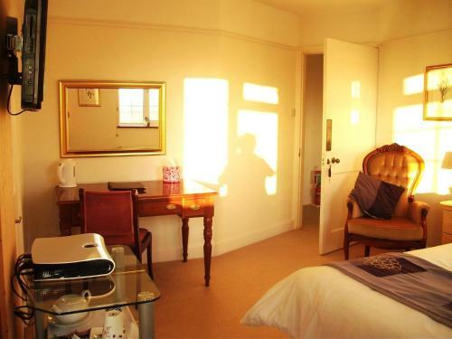 Bed & Breakfast Glebe House