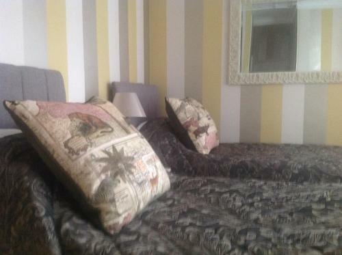 Hostal The Cherry Tree Guest House