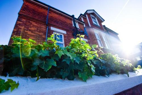 Hostal Eastbourne Reymar