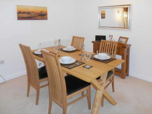 Penshurst Apartment
