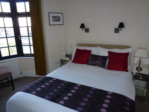 Hostal Royal Hotel