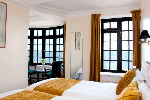 Hostal Royal Hotel