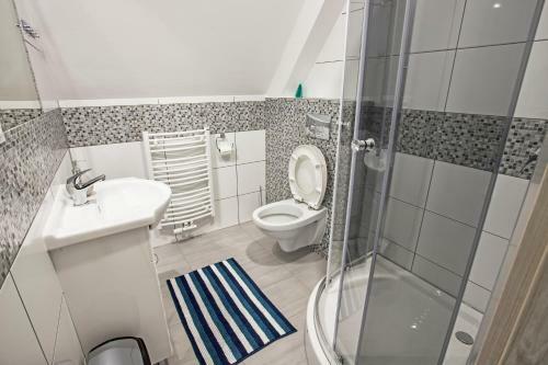 Hostal Tojemoje
