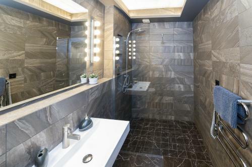 Manto Loft Style Apartment
