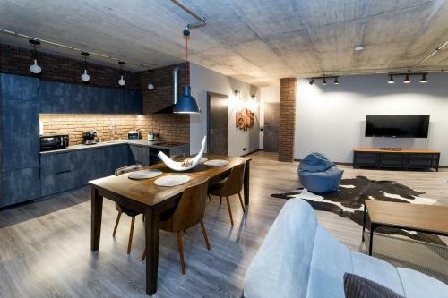 Manto Loft Style Apartment