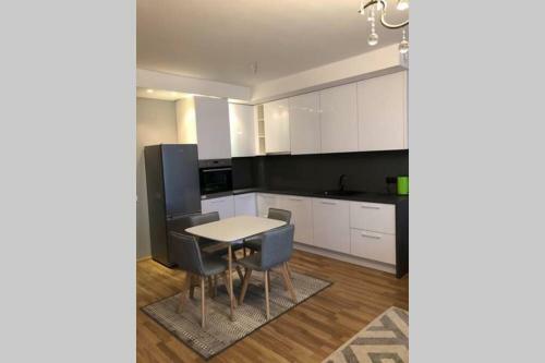New Apartment In The City Center