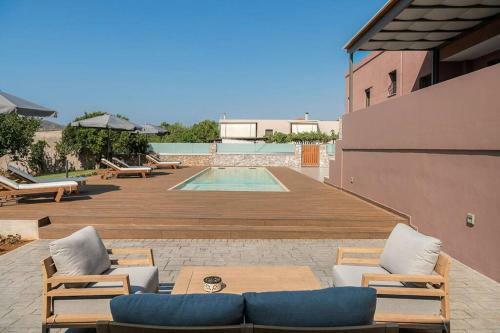 Villa Enny, 3 Bd With Private Pool