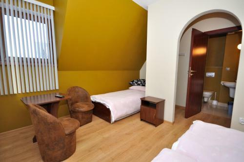 Bed & Breakfast Le?ny Dworek
