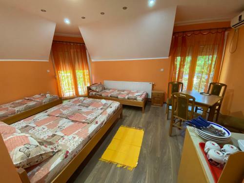 Apartamento Vila Fontana - Sobe